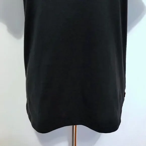 Levi's NWOT Black Graphic Tee for Women Size S - Picture 3 of 8